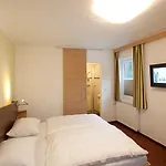 Restaurant & Waldesruh Hotel 3*