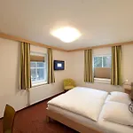 Restaurant & Waldesruh Hotel