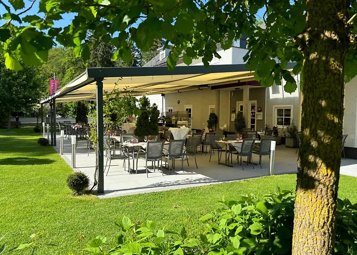 Hotel Restaurant & Waldesruh 3*